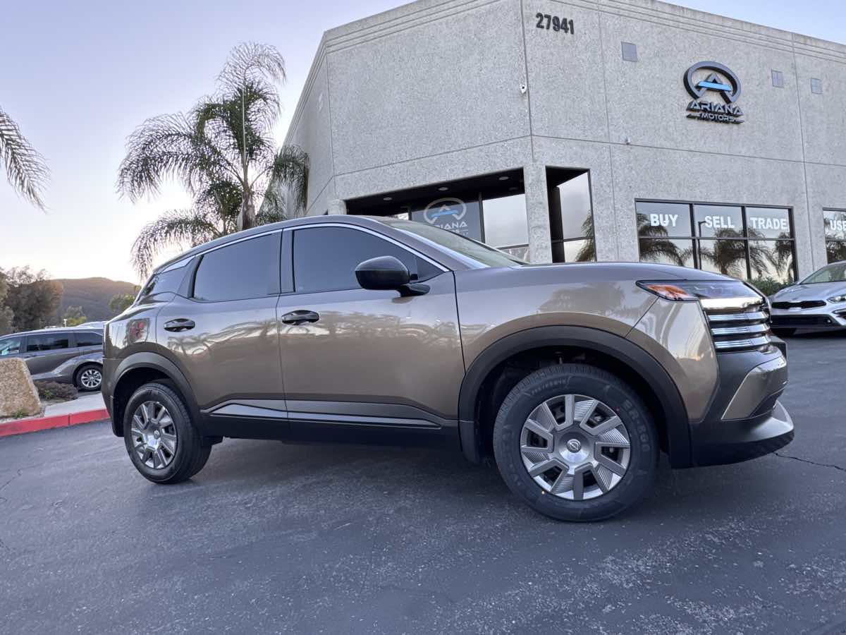 Used 2025 Nissan Kicks S w/ Charging Package FWD image 9