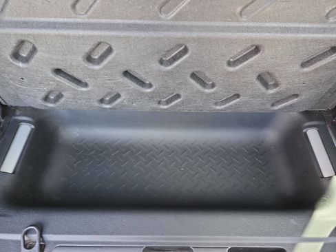 Used 2012 Jeep Wrangler Unlimited Sahara w/ Dual Top Group image 18