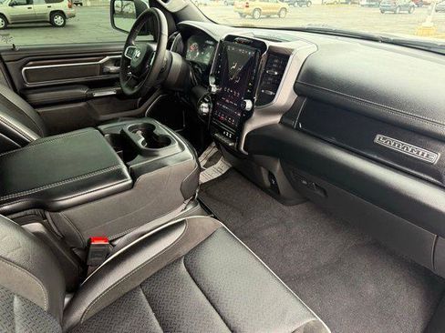 Used 2025 RAM 1500 Laramie image 31