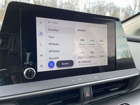 Used 2024 Toyota Prius LE image 26