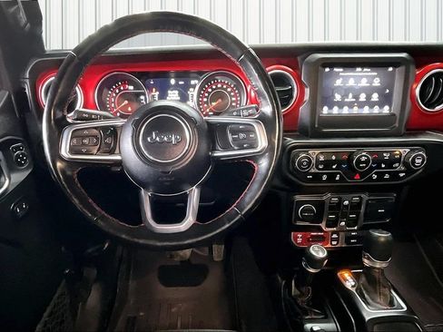 Used 2021 Jeep Wrangler Unlimited Rubicon w/ LED Lighting Group AWD/4WD image 8
