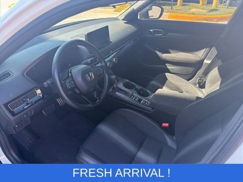 Used 2025 Honda Civic Sport image 6