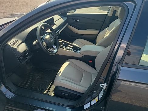 Used 2023 Honda Accord Touring image 13