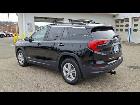 Certified 2021 GMC Terrain SLE w/ Driver Convenience Package image 6