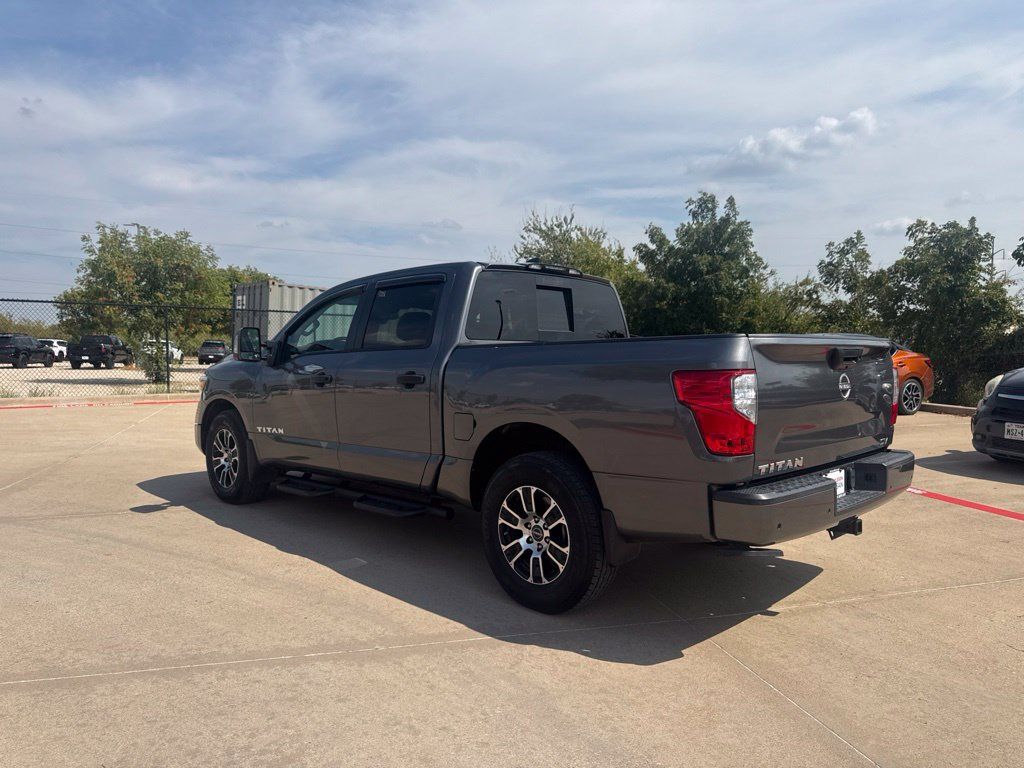 Certified 2024 Nissan Titan SV w/ SV Convenience Package RWD image 3