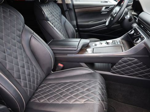 Used 2023 Genesis GV80 3.5T image 13