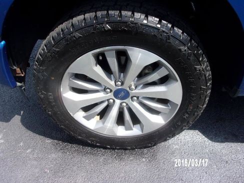 Used 2017 Ford F150 XL w/ Equipment Group 101A Mid AWD/4WD image 15