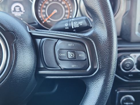 Used 2022 Jeep Wrangler Unlimited Sport AWD/4WD image 18