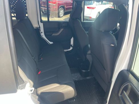 Used 2016 Jeep Wrangler Unlimited Sport w/ Quick Order Package 24S AWD/4WD image 21
