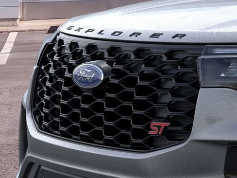 New 2026 Ford Explorer ST AWD/4WD image 19