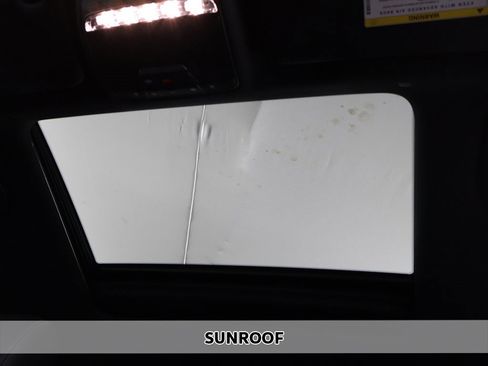 Used 2021 Mercedes-Benz E 350 E 350 image 4