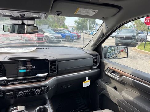 New 2026 Chevrolet Silverado 1500 RST w/ Convenience Package II AWD/4WD image 24