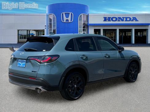 Certified 2025 Honda HR-V Sport image 8