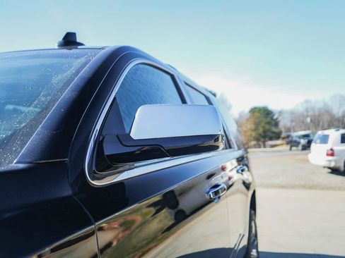 Used 2018 Chevrolet Tahoe Premier image 35