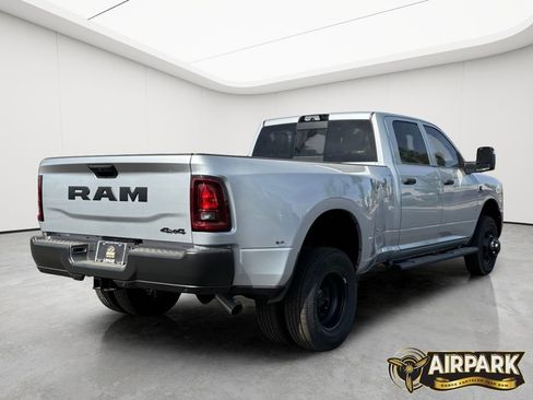 New 2026 RAM 3500 Tradesman AWD/4WD image 4