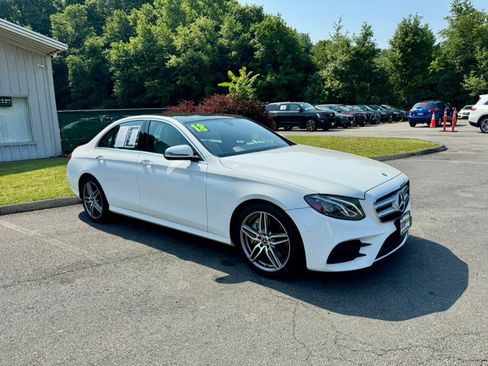 Used 2018 Mercedes-Benz E 300 4MATIC image 8