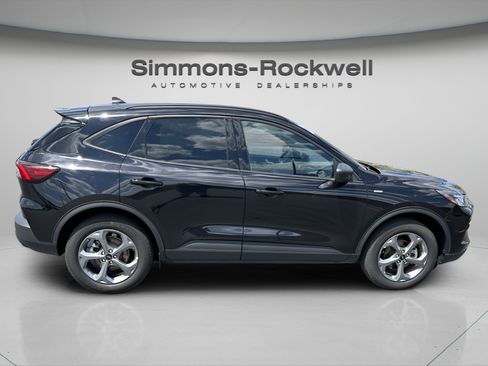 Used 2025 Ford Escape ST-Line AWD/4WD image 6