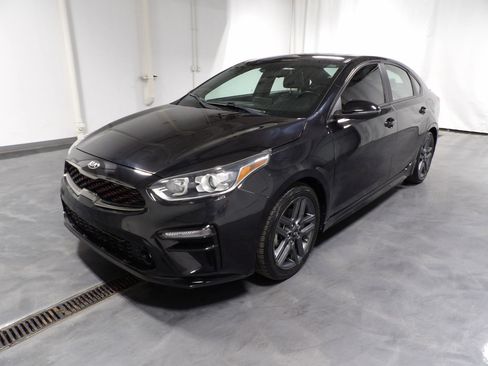 Used 2021 Kia Forte GT-Line w/ GT-Line Premium Package FWD image 3