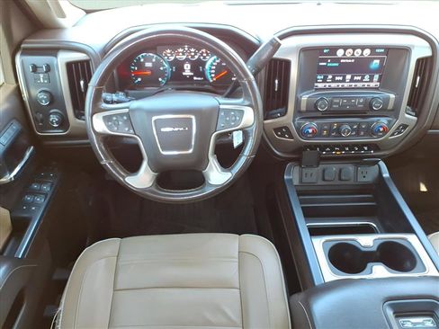 Used 2018 GMC Sierra 3500 Denali w/ Duramax Plus Package image 5