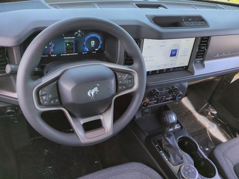 New 2026 Ford Bronco 2-Door AWD/4WD image 14
