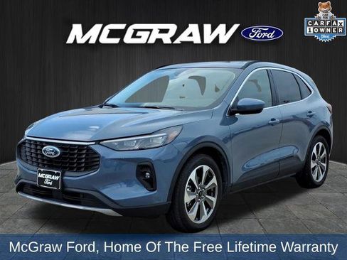 Certified 2025 Ford Escape Platinum FWD image 1