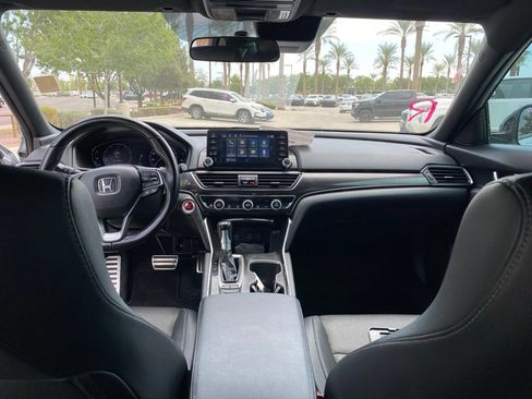 Used 2021 Honda Accord Sport image 10
