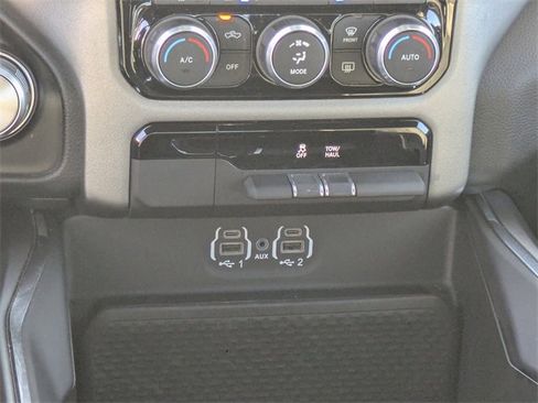 Used 2024 RAM 1500 Laramie image 24