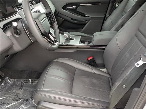 Certified 2026 Land Rover Range Rover Evoque S image 17