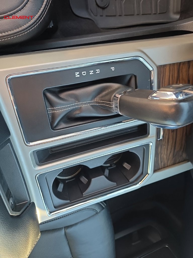 Used 2019 Ford F150 Lariat w/ Equipment Group 502A Luxury AWD/4WD image 17