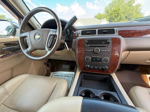 Used 2013 Chevrolet Silverado 1500 LTZ w/ LTZ Plus Package AWD/4WD image 3