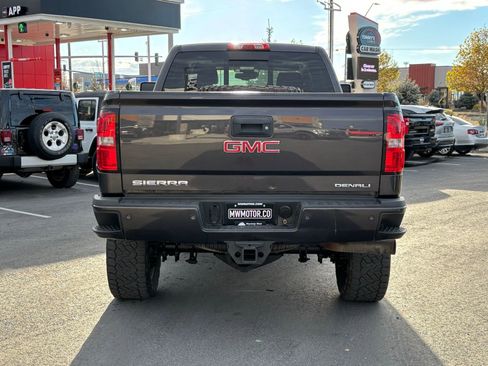 Used 2015 GMC Sierra 2500 Denali w/ Duramax Plus Package image 6