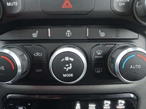Used 2022 RAM 1500 Big Horn AWD/4WD image 26