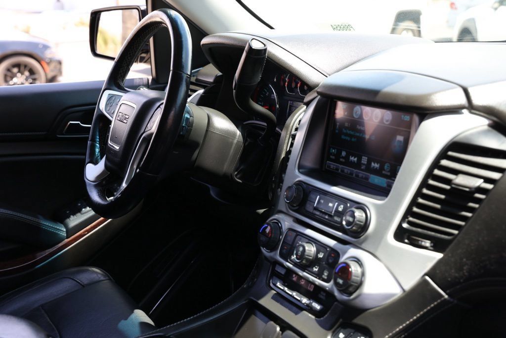 Used 2020 GMC Yukon SLT AWD/4WD image 22