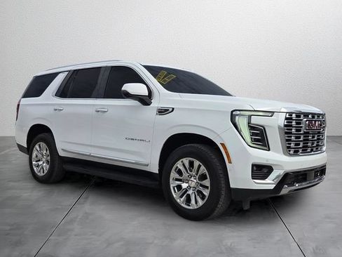 Used 2025 GMC Yukon Denali RWD image 6