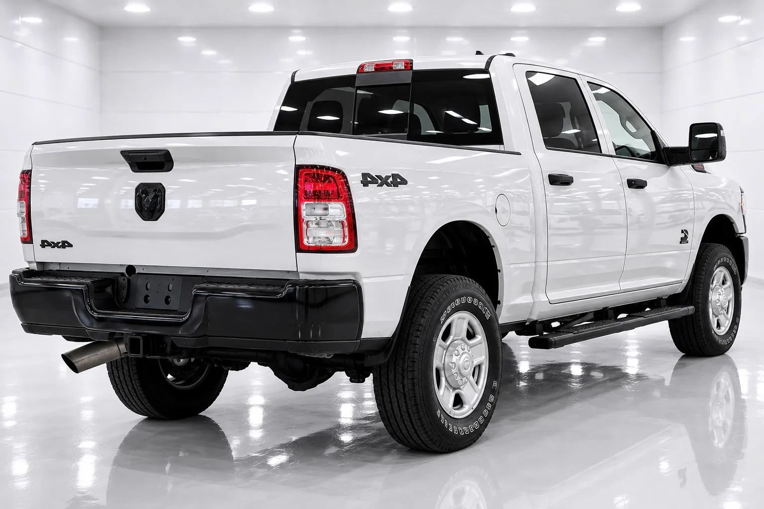 Used 2024 RAM 3500 Tradesman w/ Bed Utility Group AWD/4WD image 5