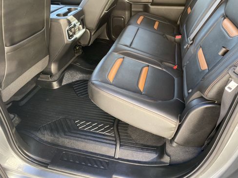 Used 2020 GMC Sierra 1500 AT4 w/ AT4 Premium Package image 16