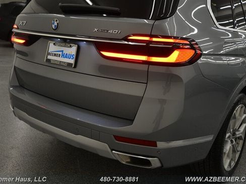 Used 2025 BMW X7 xDrive40i image 45