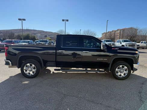 Used 2020 Chevrolet Silverado 2500 LTZ w/ LTZ Premium Package image 4