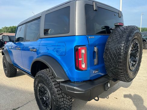 Used 2023 Ford Bronco Big Bend w/ Sasquatch Package AWD/4WD image 4