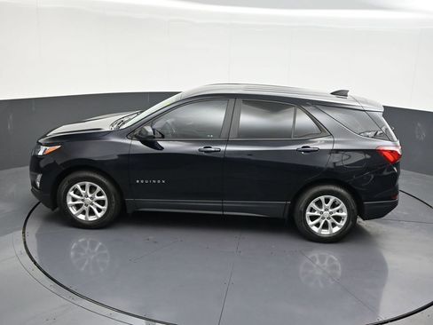 Used 2020 Chevrolet Equinox LS FWD image 19