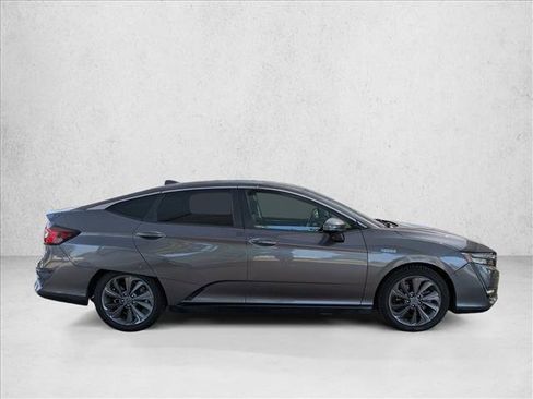 Used 2018 Honda Clarity Touring image 4