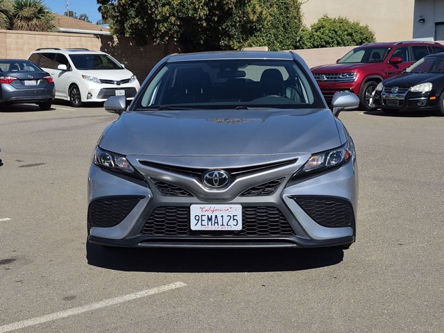 Used 2023 Toyota Camry SE FWD image 2
