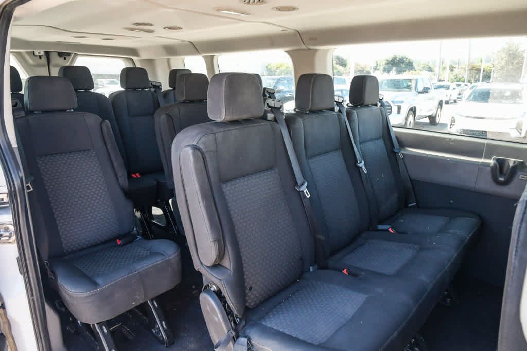 Used 2023 Ford Transit 350 XLT RWD image 24