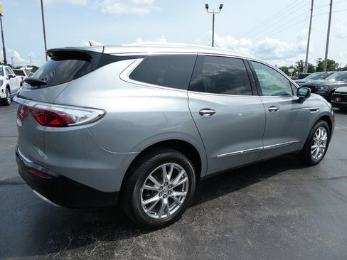 Used 2023 Buick Enclave Premium AWD/4WD image 5