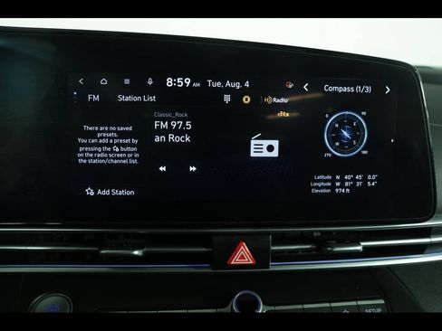 Used 2025 Hyundai Elantra SEL FWD image 25