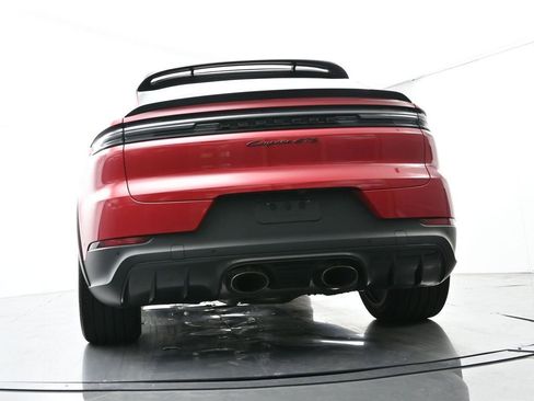 Certified 2025 Porsche Cayenne GTS image 52