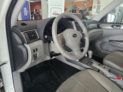 Used 2012 Subaru Forester 2.5X Touring AWD/4WD image 8