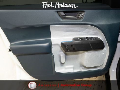 Used 2025 Ford Maverick XLT FWD image 11
