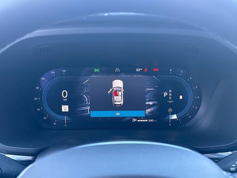 Used 2025 Volvo XC60 B5 Core w/ Climate Package image 37