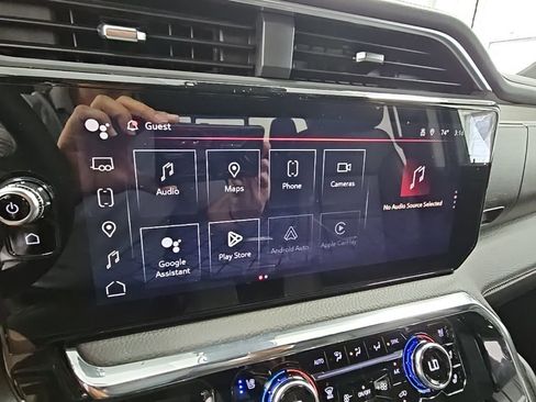 New 2026 GMC Sierra 2500 Denali w/ Denali Reserve Package image 13